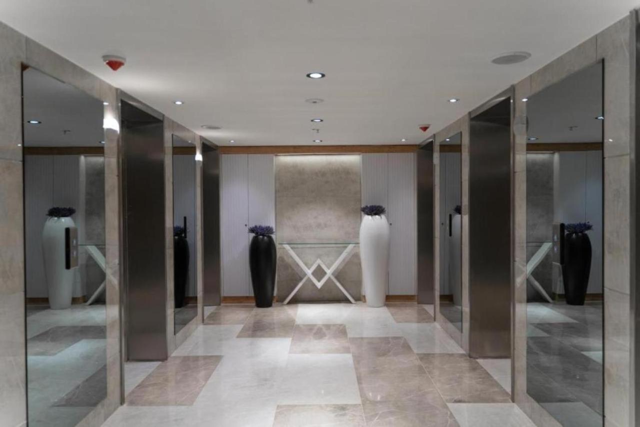 Lux Apartaments Batumi Exteriér fotografie