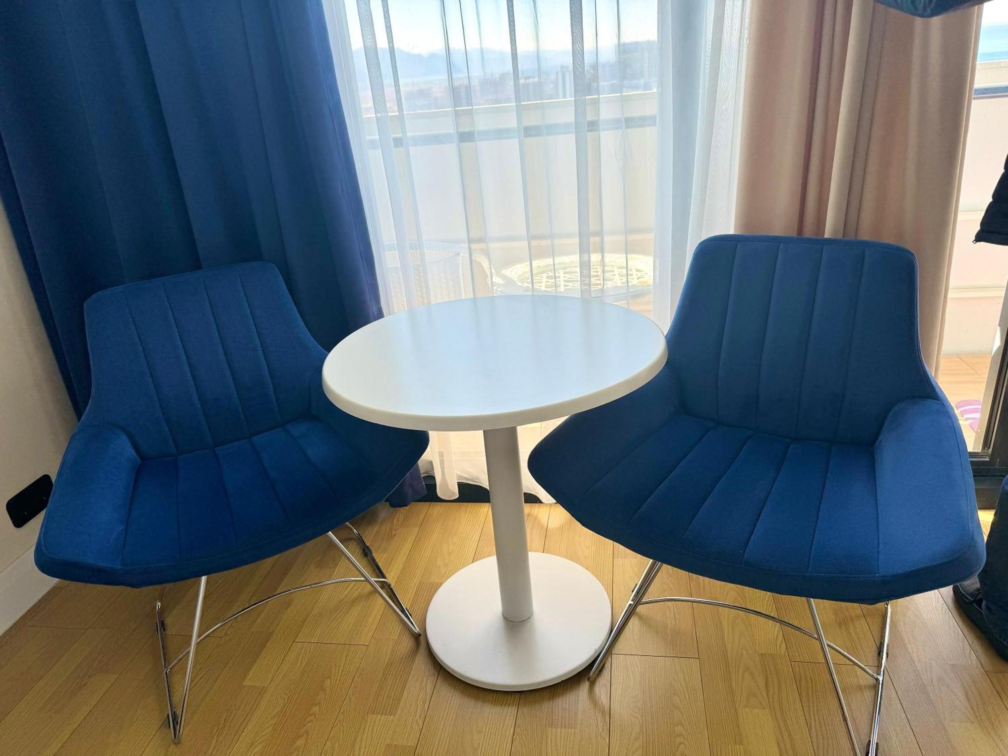 Lux Apartaments Batumi Exteriér fotografie