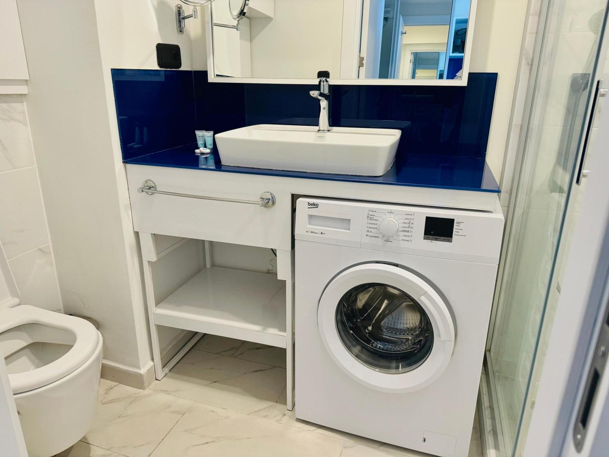 Lux Apartaments Batumi Exteriér fotografie